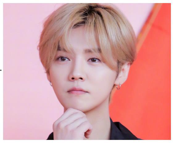 娱乐吃瓜男明星做头发